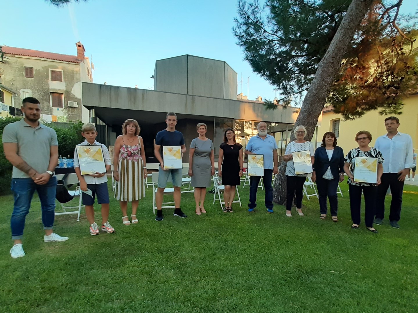 Novigrad: Uručena priznanja najuspješnijim sportašicama i sportašima